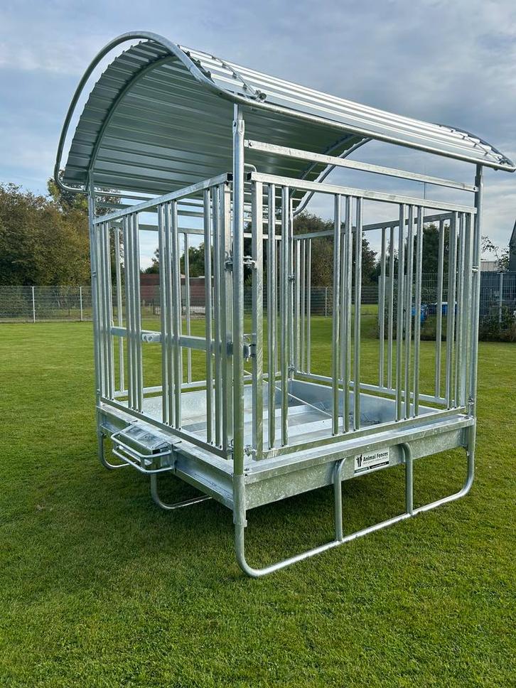 Grote hooiruif voor paarden direct leverbaar € 1899,- incl., Dieren en Toebehoren, Stalling en Weidegang, Opfok, Stalling, Weidegang