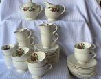Wedgwood - Moss Rose of Etruria - Kop en schotel (37) -