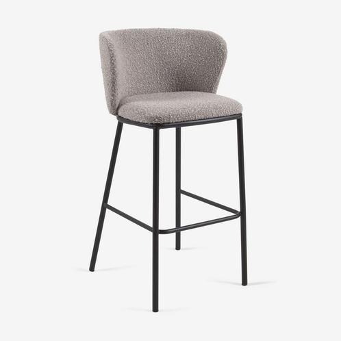 *WOONWINKEL* Kave Home Ciselia Boucle Barkruk Met Ronde Rug, Huis en Inrichting, Barkrukken, Nieuw, Verzenden