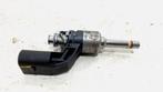 Volkswagen Passat (3C2) (2007 - 2010) Injector 03C906036M, Ophalen of Verzenden, Gebruikt, Volkswagen