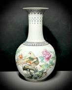 OUD Chinees Famille Rose balustervaas met fazanten &