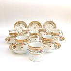 Koffieservies voor 10 (20) - bloemen, guirlandes, insecten -