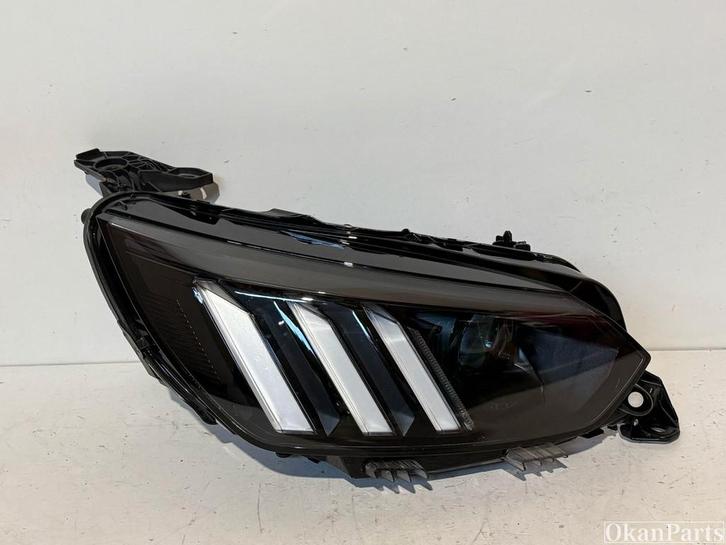 Peugeot 208 II LED rechter koplamp rechts 9841641980, Auto-onderdelen, Verlichting, Gebruikt, Ophalen