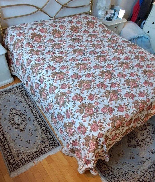 Gobelin - Bedsprei - 240 cm - 265 cm - met originele koffer, Antiek en Kunst, Antiek | Kleden en Textiel