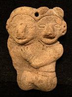 Manteño liefdeskoppel hanger - Ecuador - met, Antiek en Kunst