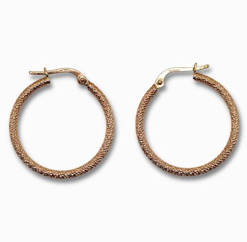 Gouden Oorbellen diamond cut 14K, Sieraden, Tassen en Uiterlijk, Oorbellen, Goud, Nieuw, Goud, Verzenden