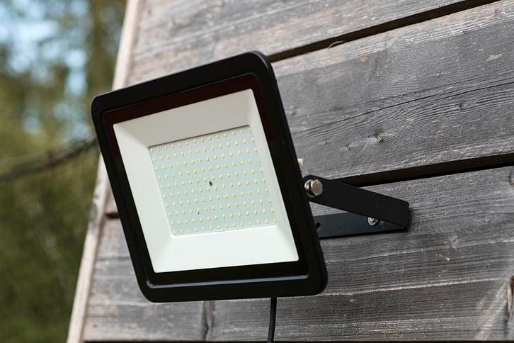 Bailey Led Slim Floodlight 150W 12600lm 6500K - 141545, Tuin en Terras, Buitenverlichting, Overige typen, Nieuw, Verzenden