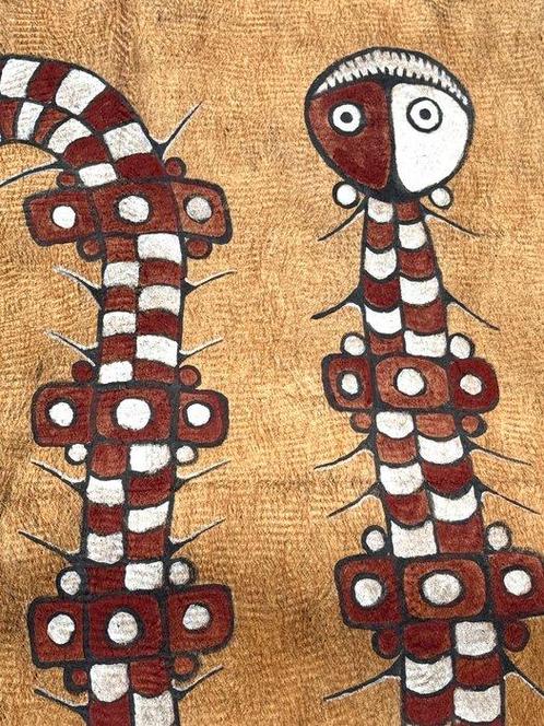 Tapa van 103 cm met spirituele figuur (mythologisch) - Maro, Antiek en Kunst, Kunst | Niet-Westerse kunst