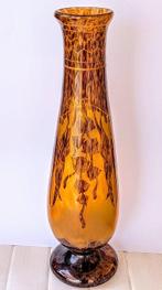 Le Verre Français - Vaas - Kristal - Eucalyptus - 55 cm, Antiek en Kunst, Antiek | Glas en Kristal