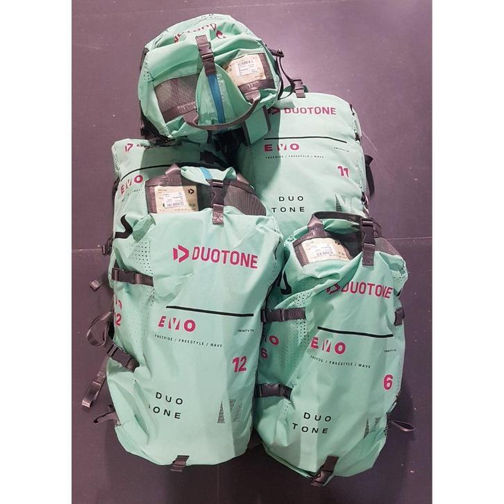Duotone Evo 2025 kite only - 8 m², Watersport en Boten, Kitesurfen, Kite, Gebruikt, 8 m², Twintip, Ophalen of Verzenden