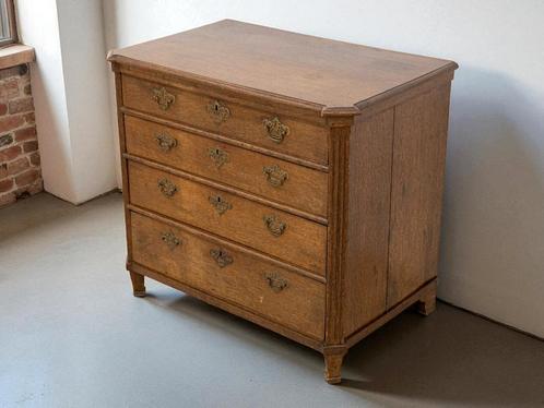 Antieke houten commode / dressoir, Antiek en Kunst, Antiek | Meubels | Kasten, Ophalen