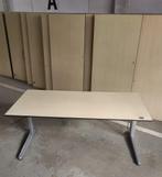 Tweedehands Ahrend bureaus - 160x80 - Gebruiksklaar voor €99, Ophalen of Verzenden, In hoogte verstelbaar, Gebruikt, Bureau