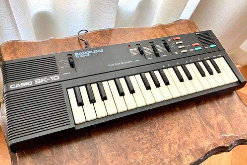 Casio - SK-10 - 8-bit Sampling - Mini Synthesizer - -, Muziek en Instrumenten, Blaasinstrumenten | Blokfluiten