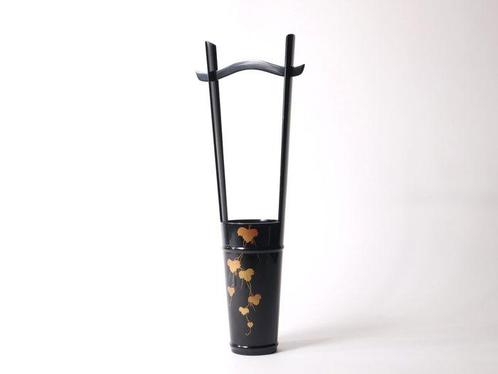 Ikebana vaas - Ivy Maki-e Handemmer Flower Vase door Myosai, Antiek en Kunst, Antiek | Overige Antiek