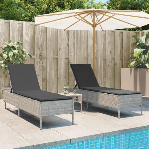 vidaXL Ligstoelen 2 st met kussen poly rattan lichtgrijs, Tuin en Terras, Ligbedden, Nieuw, Verzenden