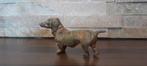 Pierre Chenet (XX-XXI) - sculptuur, Le Teckel - 5.8 cm -