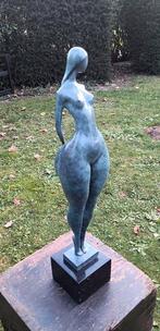 sculptuur, groot formaat vrouwelijk schoon - 72 cm -