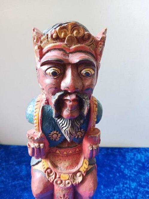2 beelden van priesters - Bali - Pedanda - Indonesië (Zonder, Antiek en Kunst, Kunst | Niet-Westerse kunst
