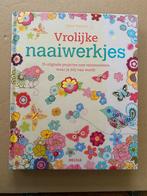 35 Vrolijke Naaiwerkjes met Retro Motieven - NIEUW, Ophalen of Verzenden, Zo goed als nieuw, Borduren en Naaien