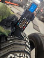 205/55/17 95V MICHELIN 4SEIZOENSBANDEN 7MM PROFIEL DEMO 2X, Auto-onderdelen, Banden en Velgen, Ophalen, Gebruikt, 17 inch, 205 mm