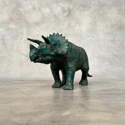 Mitch Richmond (1983) - TRICERA - No Reserve, Antiek en Kunst, Kunst | Designobjecten