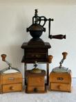 Brocante Antique / vintage coffee grinders (4) - Wood, beech