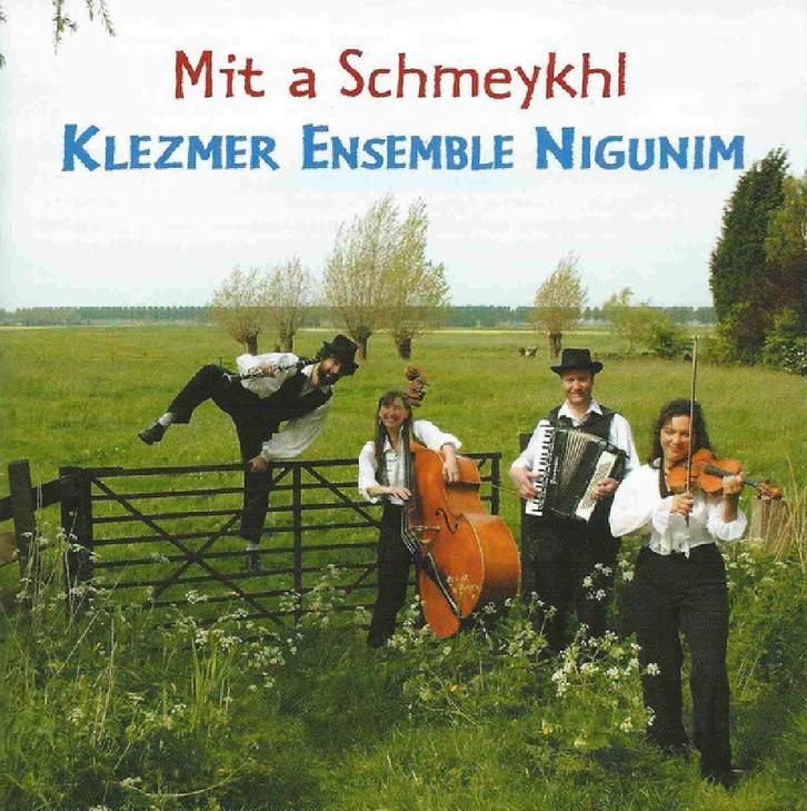 cd - Klezmer Ensemble Nigunim - Mit A Schmeykhl, Cd's en Dvd's, Cd's | Overige Cd's, Zo goed als nieuw, Verzenden
