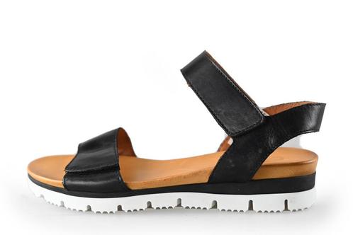 AQA Sandalen in maat 37 Zwart | 10% extra korting, Kleding | Dames, Schoenen, Zwart, Zo goed als nieuw, Sandalen of Muiltjes, Verzenden