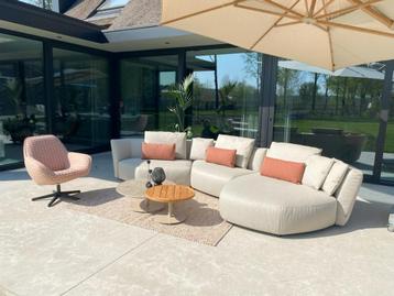 Atoll loungebank - WOW luxury outdoor. Voorraad actie 4399,- beschikbaar voor biedingen