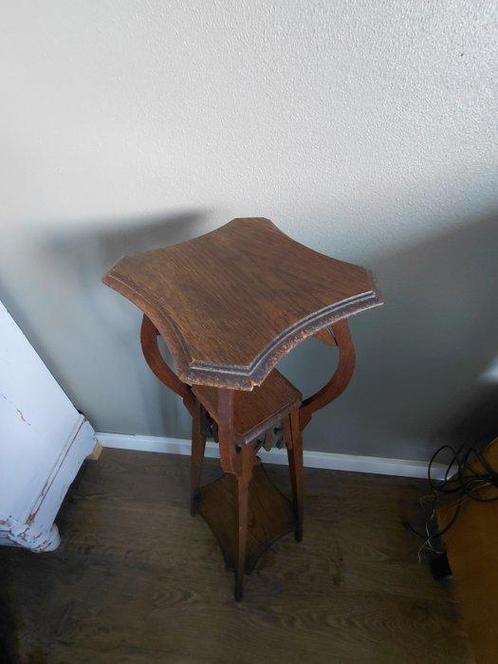 Plantentafel - Eik - Piedestal/plantentafeltje, Antiek en Kunst, Curiosa en Brocante