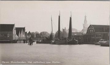 MONNIKENDAM - Haven Monnikendam. Met zeilbotters naar Marken beschikbaar voor biedingen