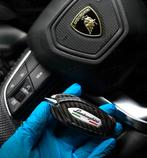 Dit betreft een Lamborghini Revuelto carbon sleutel case, Verzenden