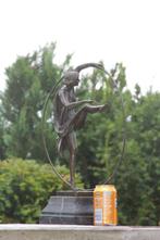 godard - sculptuur, bronzen sculptuur georgian danseres in
