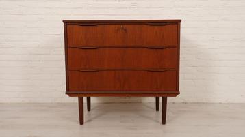 Vintage Deense ladekast | Teak | 3 lades beschikbaar voor biedingen
