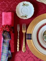 Jacquardadamaskado klassieke tafelkleed voor grote tafels. -