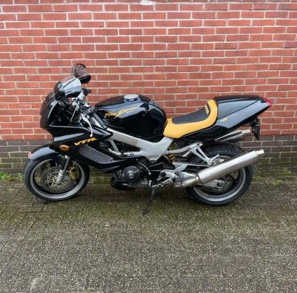 Honda VTR 1000 F | Zwart | 1998 | 54.883 km | €2.249, Motoren, Motoren | Honda, Ophalen of Verzenden