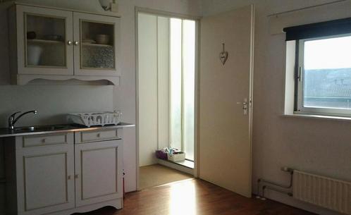 Studio te huur in Tilburg - 18 m² - 2 kamer(s) - 2 kamers, Huizen en Kamers, Kamers te huur, Tilburg