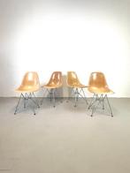 Herman Miller - Charles & Ray Eames - Stoel (4) - DSR -