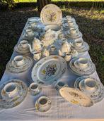 Villeroy & Boch - Tafelservies voor 12 (92) - Diamant Capri, Antiek en Kunst