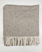 Grote exclusieve plaid in een mix van katoen, visnoot en