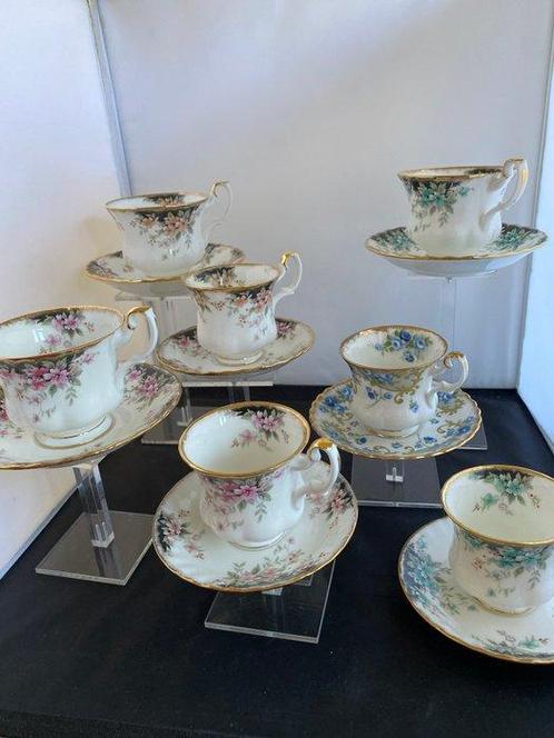 Royal Albert - heren & dames - Kop en schotel (7) - Royal, Antiek en Kunst, Antiek | Meubels | Tafels