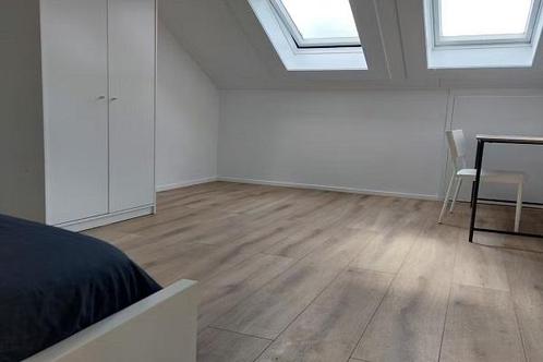 Kamer Merelhoven in Capelle aan den IJssel, Huizen en Kamers, Kamers te huur, 20 tot 35 m², Overige regio's