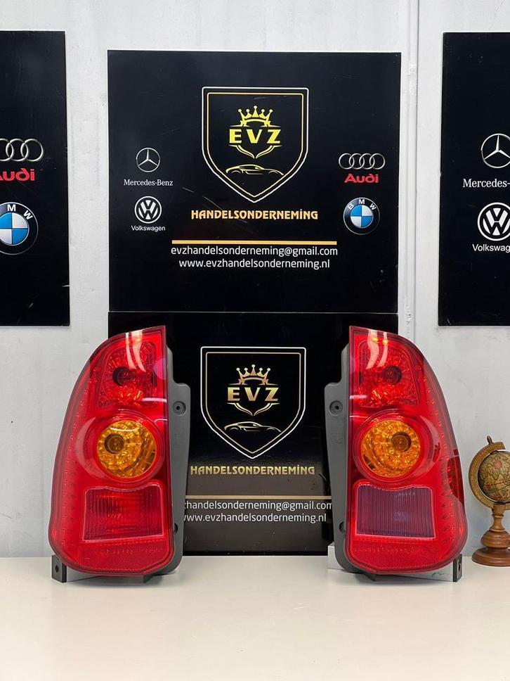 Mitsubishi Space Star achterlicht set rechts en links bj2003, Auto-onderdelen, Verlichting, Gebruikt, Mitsubishi