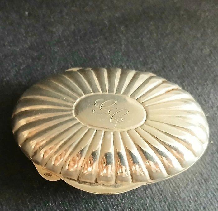 Kist - .800 zilver - Zilveren pillendoosje, Antiek en Kunst, Antiek | Goud en Zilver