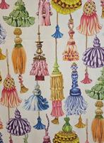 300x280 cm! Originele stof met kleurrijke franjes -300x280