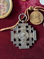 Collectie van 27 religieuze objecten (27) - Antiek -