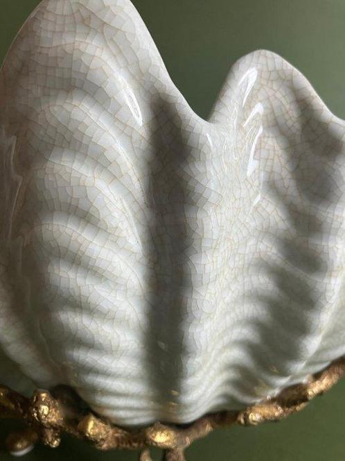 G&C Interiors - Schaal - Brons, Porselein - Schelp vorm, Antiek en Kunst, Curiosa en Brocante