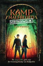 Kamp Halfbloed vertrouwelijk / Percy Jackson en de Olympiërs, Boeken, Verzenden, Gelezen, Rick Riordan