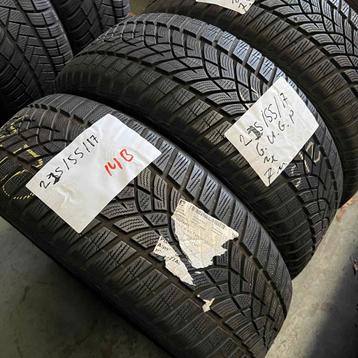 2 x Goodyear 215-55-17 Winterbanden 7mm beschikbaar voor biedingen
