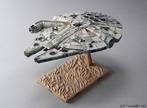 Revell 01211 Bandai Millennium Falcon Bouwpakket Schaal, Hobby en Vrije tijd, Modelbouw | Overige, Verzenden, Nieuw